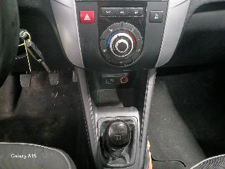 Kia Venga Venga MPV 1.4 CVVT 16V (G4FA) [66kW]  (02-2010/03-2019) picture 11