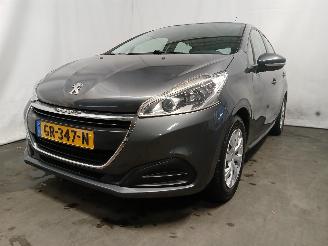Vaurioauto  passenger cars Peugeot 208 208 I (CA/CC/CK/CL) Hatchback 1.2 Vti 12V PureTech 82 (EB2F(HMZ)) [60k=
W]  (03-2012/12-2019) 2015/7