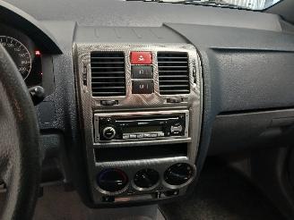 Hyundai Getz Getz Hatchback 1.3i 12V (G4EA) [60kW]  (09-2002/03-2004) picture 16