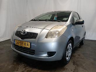 skadebil auto Toyota Yaris Yaris II (P9) Hatchback 1.0 12V VVT-i (1KR-FE) [51kW]  (08-2005/12-201=
1) 2006/2