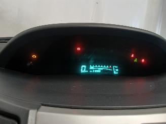 Toyota Yaris Yaris II (P9) Hatchback 1.0 12V VVT-i (1KR-FE) [51kW]  (08-2005/12-201=
1) picture 20