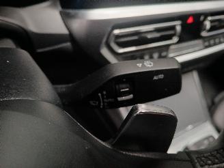 BMW 3-serie 3 serie (G20) Sedan 320i 2.0 TwinPower Turbo 16V (B48-B20A) [135kW]  (=
03-2019/...) picture 19