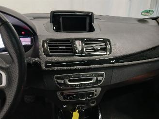 Renault Mégane Megane III Grandtour (KZ) Combi 5-drs 1.5 dCi 110 (K9K-636(K9K-A6)) [8=
1kW]  (02-2009/04-2016) picture 18