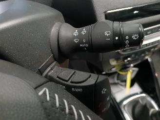 Renault Mégane Megane III Grandtour (KZ) Combi 5-drs 1.5 dCi 110 (K9K-636(K9K-A6)) [8=
1kW]  (02-2009/04-2016) picture 16