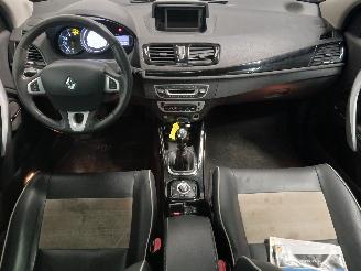 Renault Mégane Megane III Grandtour (KZ) Combi 5-drs 1.5 dCi 110 (K9K-636(K9K-A6)) [8=
1kW]  (02-2009/04-2016) picture 11