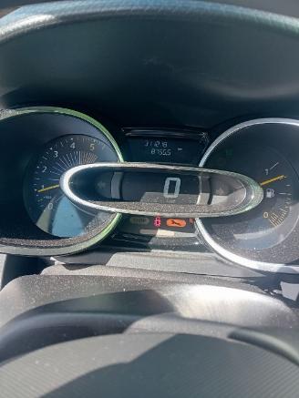 Renault Clio Clio IV (5R) Hatchback 5-drs 1.5 Energy dCi 90 FAP (K9K-608(K9K-B6)) [=
66kW]  (11-2012/08-2021) picture 2