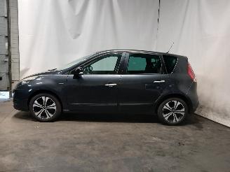 Renault Scenic Scénic III (JZ) MPV 1.4 16V TCe 130 (H4J-700(H4J-A7)) [96kW]  (02-20=
09/09-2016) picture 4