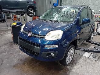 Vrakbiler auto Fiat Panda Panda/Pandina (312) Hatchback 0.9 TwinAir Turbo 85 (312.A.2000) [63kW]=
  (02-2012/...) 2013/6
