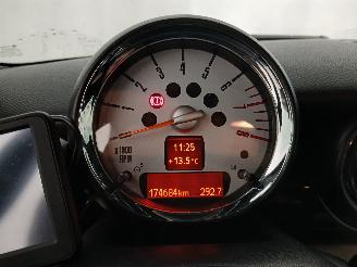 Mini Mini Mini (R56) Hatchback 1.6 16V Cooper S (N14-B16A) [128kW]  (10-2006/02-=
2010) picture 15