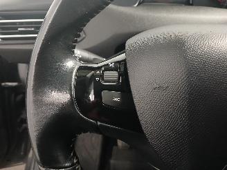 Peugeot 308 308 SW (L4/L9/LC/LJ/LR) Combi 5-drs 1.2 12V e-THP PureTech 110 (EB2DT(=
HNZ)) [81kW]  (03-2014/12-2021) picture 18