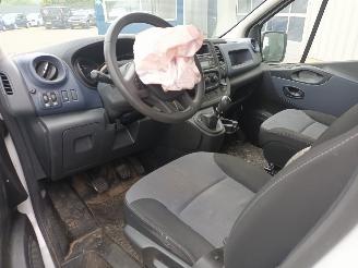 Opel Vivaro Vivaro Van 1.6 CDTi BiTurbo 125 (R9M-452(R9M-D4)) [92kW]  (03-2016/12-=
2019) picture 9