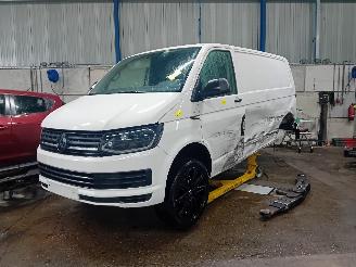 Uttjänta bilar auto Volkswagen Transporter Transporter T5 Van 2.0 TDI DRF (CAAC(Euro 5)) [103kW]  (09-2009/08-201=
5) 2016/6