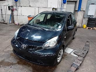 Vrakbiler auto Toyota Aygo Aygo (B10) Hatchback 1.0 12V VVT-i (1KR-FE) [50kW]  (07-2005/05-2014) 2008/2