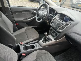 Ford Focus Focus 3 Hatchback 1.0 Ti-VCT EcoBoost 12V 100 (M2DA(Euro 5)) [74kW]  (=
02-2012/05-2018) picture 8