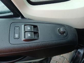 Peugeot Boxer Boxer (U9) Van 2.2 HDi 130 Euro 5 (P22DTE(4HH)) [96kW]  (03-2011/...) picture 12