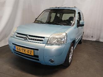 skadebil auto Citroën Berlingo Berlingo Cinqspace, Multispace MPV 1.6 16V (TU5JP4(NFU)) [80kW]  (10-2=
000/12-2011) 2006/10