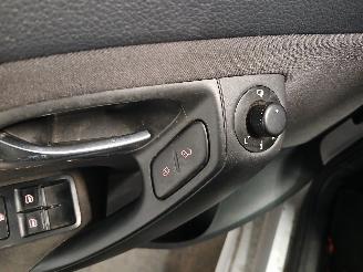 Volkswagen Polo Polo V (6R) Hatchback 1.2 TSI (CBZC(Euro 5)) [66kW]  (05-2011/05-2014)= picture 14