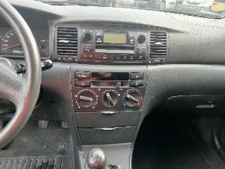 Toyota Corolla Corolla (E12) Hatchback 1.6 16V VVT-i (3ZZFE) [81kW]  (01-2002/12-2006=
) picture 16