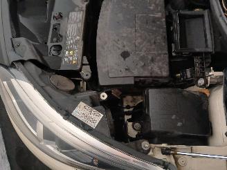 Renault Captur Captur (2R) SUV 0.9 Energy TCE 12V (H4B-400(H4B-A4)) [66kW]  (06-2013/=
=2E..) picture 30