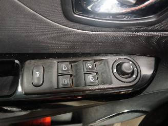 Renault Captur Captur (2R) SUV 0.9 Energy TCE 12V (H4B-400(H4B-A4)) [66kW]  (06-2013/=
=2E..) picture 13