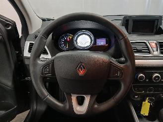 Renault Mégane Megane III Grandtour (KZ) Combi 5-drs 1.4 16V TCe 130 (H4J-700(H4J-A7)=
) [96kW]  (05-2009/02-2016) picture 18