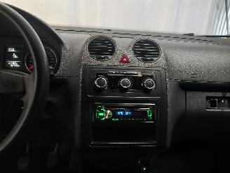 Volkswagen Caddy Caddy III (2KA,2KH,2CA,2CH) Van 1.6 TDI 16V (CAYE) [55kW]  (08-2010/05=
-2015) picture 17