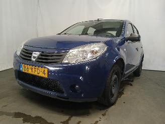 skadebil auto Dacia Sandero Sandero I (BS) Hatchback 1.2 16V (D4F-732(D4F-F7)) [55kW]  (11-2008/12=
-2012) 2009/10