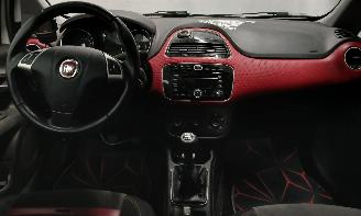 Fiat Punto Grande Punto (199) Hatchback 1.3 JTD Multijet 16V VGT (199.B.4000(Euro=
 5)) [62kW]  (04-2010/...) picture 11