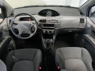 Hyundai Matrix Matrix Hatchback 1.6 16V (G4ED) [76kW]  (06-2001/04-2010) picture 11