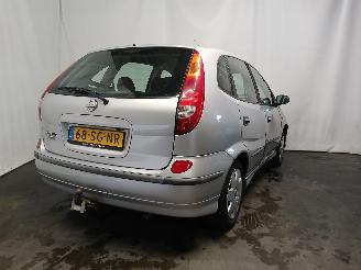 Nissan Almera Almera Tino (V10M) MPV 1.8 16V (QG18DE) [85kW]  (12-2002/02-2006) picture 5