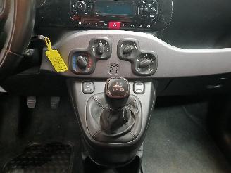 Fiat Panda Panda/Pandina (312) Hatchback 0.9 TwinAir 65 (312.A.4000) [48kW]  (04-=
2012/...) picture 16