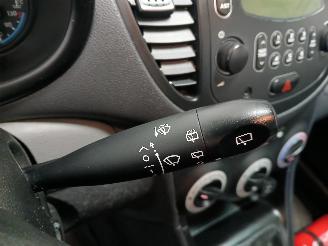 Hyundai I-10 i10 (F5) Hatchback 1.1i 12V (G4HG) [49kW]  (01-2008/12-2013) picture 14