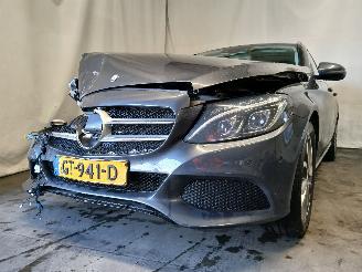 Voiture accidenté Mercedes C-klasse C Estate (S205) Combi C-350 e 2.0 16V (M274.920) [205kW]  (02-2015/05-=
2018) 2015/8
