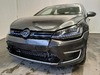 krockskadad bil auto Volkswagen Golf Golf VII (AUA) Hatchback 1.4 GTE 16V (CUKB) [150kW]  (05-2014/08-2020)= 2015/5