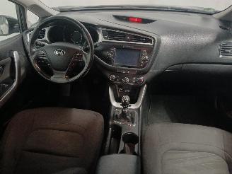 Kia Cee d Cee'd Sportswagon (JDC5) Combi 1.6 GDI 16V (G4FD) [99kW]  (09-2012/12-=
2018) picture 11