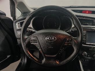 Kia Cee d Cee'd Sportswagon (JDC5) Combi 1.6 GDI 16V (G4FD) [99kW]  (09-2012/12-=
2018) picture 14