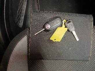 Fiat Punto Punto III (199) Hatchback 0.9 TwinAir (312.A.2000) [63kW]  (03-2012/..=
=2E) picture 21