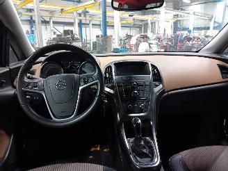 Opel Astra Astra J Sports Tourer (PD8/PE8/PF8) Combi 1.4 Turbo 16V (A14NET(Euro 5=
)) [88kW]  (10-2010/04-2016) picture 5