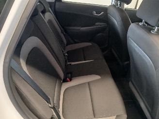 Hyundai Kona Kona (OS) SUV 1.0 T-GDI 12V (G3LC) [88kW]  (07-2017/04-2023) picture 10