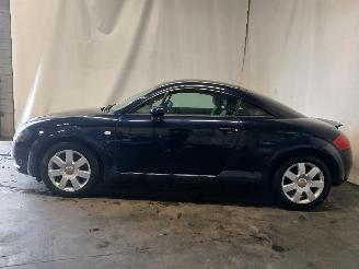 Audi TT TT (8N3) Coupé 1.8 20V Turbo (AUQ) [132kW]  (10-1998/10-2006) picture 4