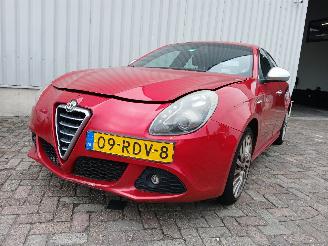 skadebil auto Alfa Romeo Giulietta Giulietta (940) Hatchback 1.4 TB 16V MultiAir (940.A.2000) [125kW]  (0=
4-2010/10-2018) 2011/5
