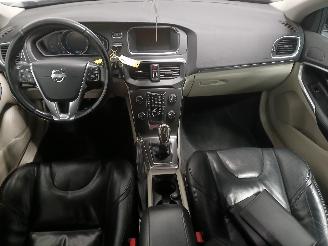 Volvo V-40 V40 (MV) Hatchback 5-drs 1.6 D2 (D4162T) [84kW]  (03-2012/12-2016) picture 11