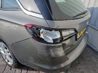 Opel Astra Astra K Sports Tourer Combi 1.6 CDTI 110 16V (B16DTU) [81kW]  (11-2015=
/12-2022) picture 20