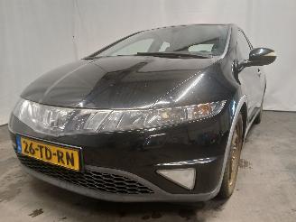 krockskadad bil auto Honda Civic Civic (FK/FN) Hatchback 2.2 i-CTDi 16V (N22A2) [103kW]  (09-2005/01-20=
12) 2006/7