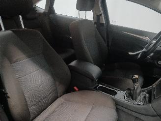 Ford Mondeo Mondeo IV Hatchback 2.0 16V Flexifuel (TBBA(Euro 5)) [107kW]  (03-2009=
/09-2014) picture 6