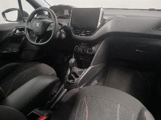 Peugeot 208 208 I (CA/CC/CK/CL) Hatchback 1.2 Vti 12V PureTech 82 (EB2F(HMZ)) [60k=
W]  (03-2012/12-2019) picture 9