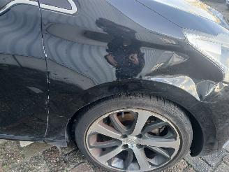 Peugeot 208 208 I (CA/CC/CK/CL) Hatchback 1.2 12V e-THP PureTech 110 (EB2DT(HNZ)) =
[81kW]  (01-2013/12-2019) picture 21