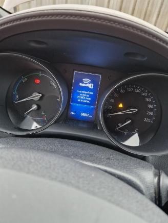 Toyota C-HR C-HR (X1,X5) SUV 1.8 16V Hybrid (2ZRFXE) [90kW]  (10-2016/...) picture 2