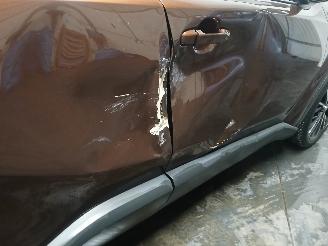 Toyota C-HR C-HR (X1,X5) SUV 1.8 16V Hybrid (2ZRFXE) [90kW]  (10-2016/...) picture 24