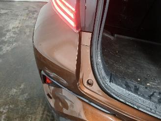 Toyota C-HR C-HR (X1,X5) SUV 1.8 16V Hybrid (2ZRFXE) [90kW]  (10-2016/...) picture 21